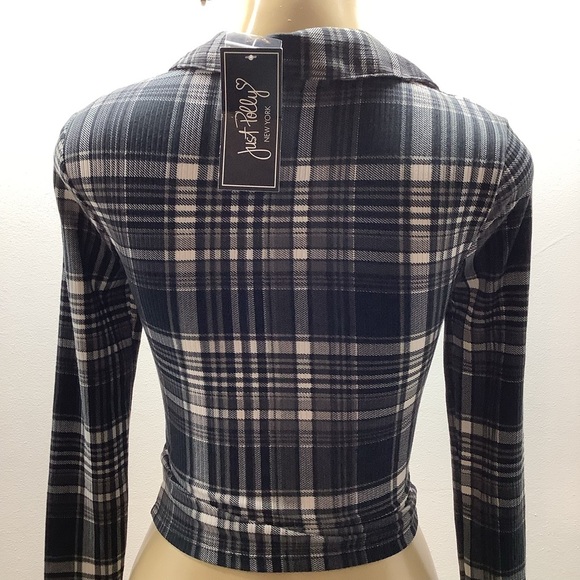 Just Polly Size XS Chic Plaid Button-Down Shirt in Black and White. New With Tag - Picture 6 of 6